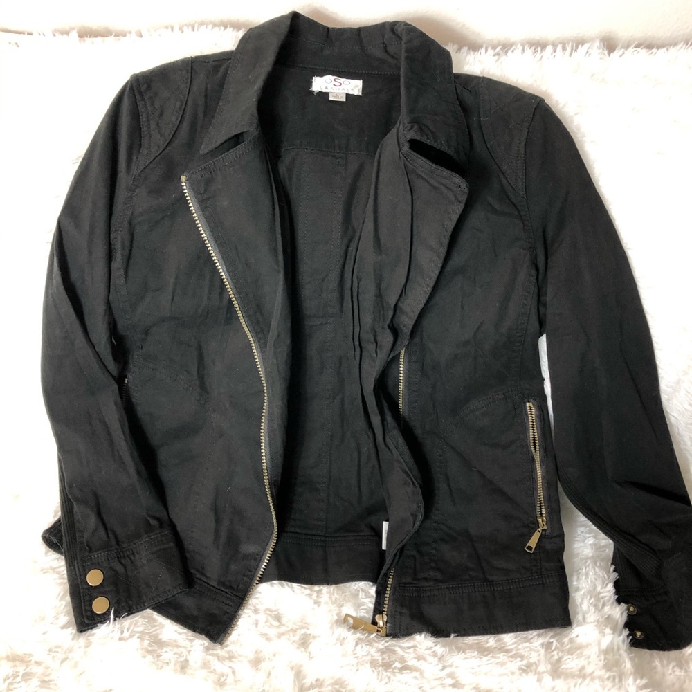 OSO Casual Black zip up jacket